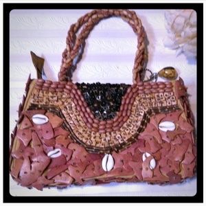 🍎  NWOTs Designer Wood Bead Handbag